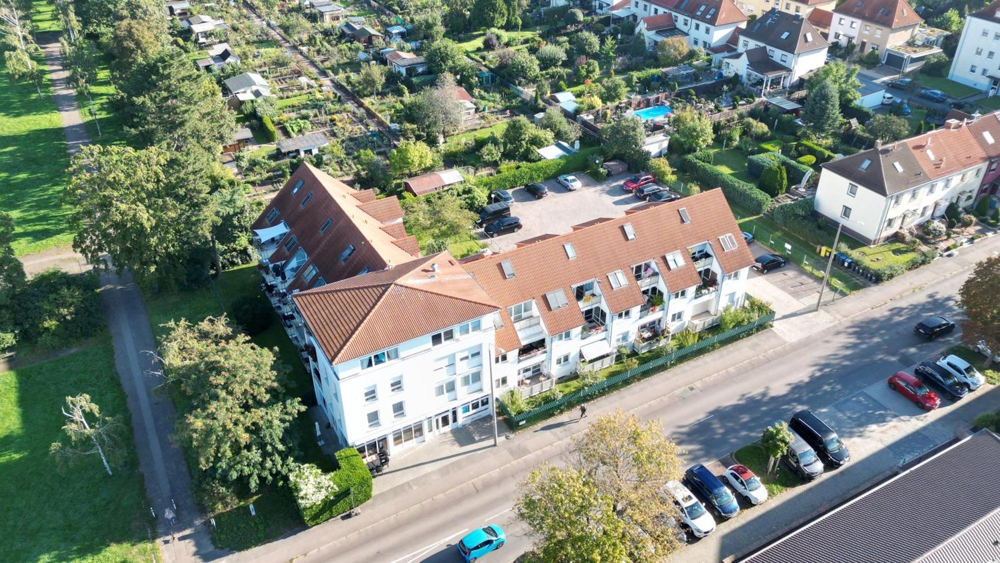 Fewo Am Park - 4P, Boxspringbett, Balkon, Smarttv, Gesundbrunnen, Familienfreundlich Halle  Eksteriør billede